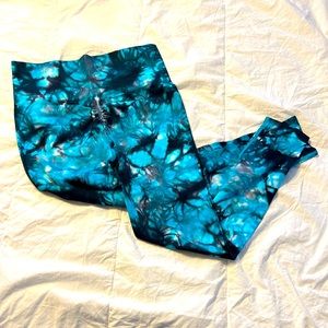 Curves N Combat boots leggings